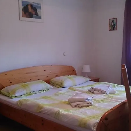 Penzion Gaestehaus Burgwald-trekking